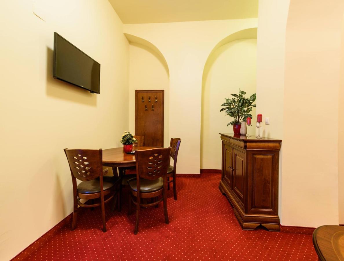 Apartament Baroc Timisoara Exterior photo
