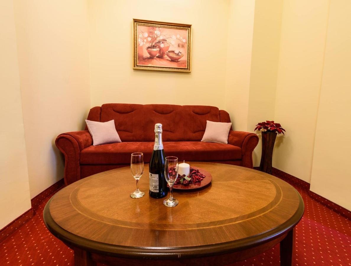 Apartament Baroc Timisoara Exterior photo